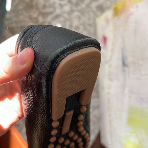 Tory Burch Black Lowell 2 Driver Tumbled Loafer Flats - Picture 11 of 13